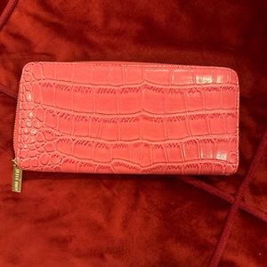 Alligator (pink) Anne Klein wallet